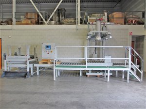 big bag vulstation met palletmagazijn en rollenbanen