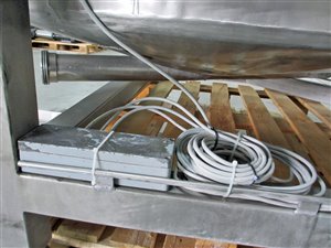 2000 liter rvs tank met weegcellen