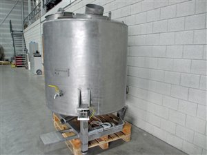2000 liter rvs tank met weegcellen
