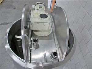 Mengtank met geschraapt hekroerwerk - warmtewisselaar - isolatie - 1000 liter
