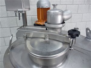 Rvs mengtank 1035 liter - geïsoleerd - weegcellen