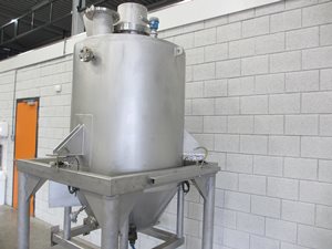 600 liter rvs weegbunker met warmtewisselaar