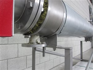 Elektrisch verwarmingselement met warmtewisselaar voor vloeistoffen
